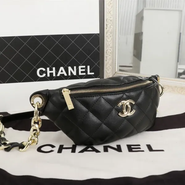 【CHANEL  公式旗艦店】シャネル  ウエストポーチ  当日出荷 好評に付き再入荷！23CM