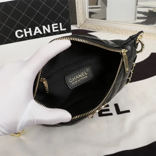 【CHANEL  公式旗艦店】シャネル  ウエストポーチ  当日出荷 好評に付き再入荷！23CM