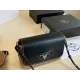 【PRADA  公式 旗艦店】プラダ  斜めがけバッグ 当日出荷 好評に付き再入荷！26*16CM 240719