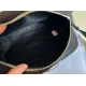 【PRADA  公式 旗艦店】プラダ  斜めがけバッグ 当日出荷 好評に付き再入荷！24*15CM  240719
