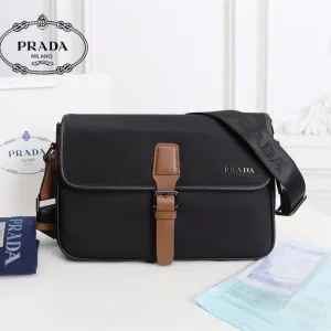 【PRADA  公式 旗艦店】プラダ  斜めがけバッグ 当日出荷 好評に付き再入荷！31*21*6CM