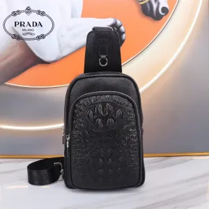 【PRADA  公式 旗艦店】プラダ  胸ポケット当日出荷 好評に付き再入荷！34*17*6CM