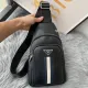 【PRADA  公式 旗艦店】プラダ  胸ポケット当日出荷 好評に付き再入荷！32*18*6CM
