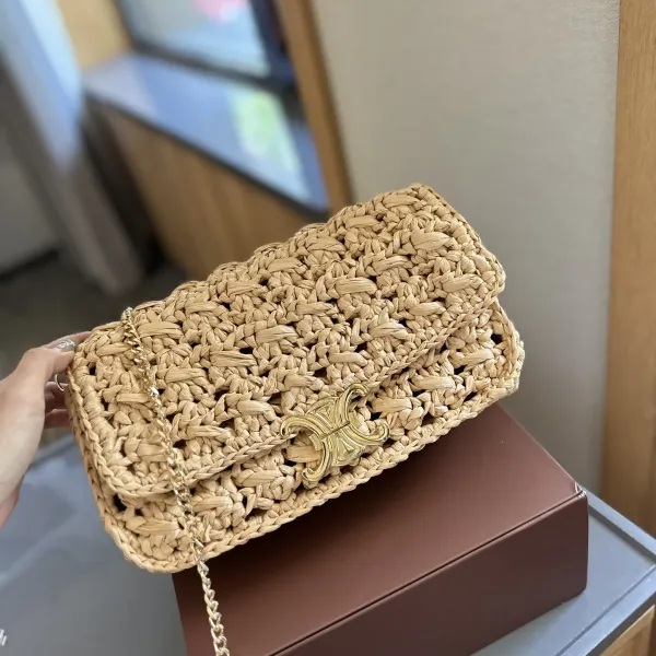 【CELINE 公式旗艦店】セリーヌ 斜めがけバッグ 当日出荷 好評に付き再入荷！25*9*12CM  1240723