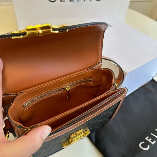【CELINE 公式旗艦店】セリーヌ 斜めがけバッグ 当日出荷 好評に付き再入荷！18*16CM  1240723