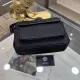 【VERSACE  公式旗艦店】ヴェルサーチ   ショルダーバッグ 当日出荷 好評に付き再入荷！25*6*18CM