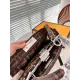 【FENDI  公式旗艦店】フェンディ 斜めがけバッグ 当日出荷 好評に付き再入荷！26.5*21.5CM