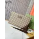 【GUCCI  公式 旗艦店】 グッチ   クラッチバッグ 当日出荷 好評に付き再入荷！28*18*2.5CM  241101