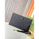 【GUCCI  公式 旗艦店】 グッチ   クラッチバッグ 当日出荷 好評に付き再入荷！28*18*2.5CM  241101