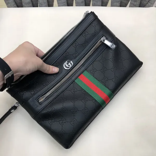 【GUCCI 公式 旗艦店】クッチ  クラッチバッグ 当日出荷 好評に付き再入荷！28*18*3CM