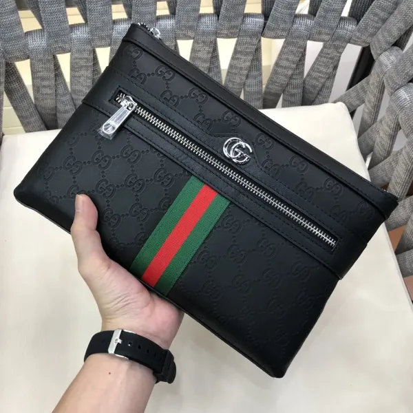 【GUCCI 公式 旗艦店】クッチ  クラッチバッグ 当日出荷 好評に付き再入荷！28*18*3CM