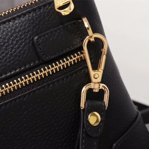 【GUCCI 公式 旗艦店】クッチ  クラッチバッグ 当日出荷 好評に付き再入荷！27*18*4CM