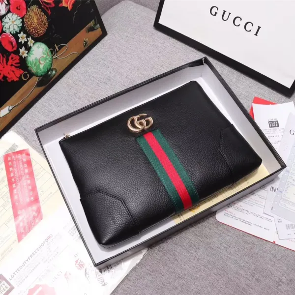 【GUCCI 公式 旗艦店】クッチ  クラッチバッグ 当日出荷 好評に付き再入荷！27*18*4CM