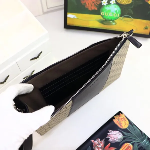 【GUCCI 公式 旗艦店】クッチ  クラッチバッグ 当日出荷 好評に付き再入荷！30.5*21*1.5CM