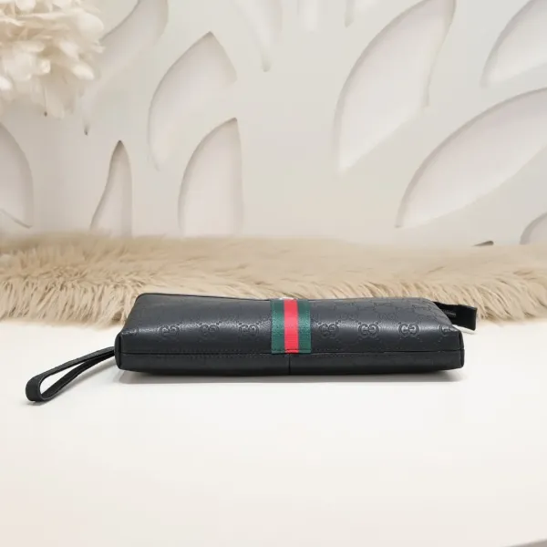 【GUCCI 公式 旗艦店】クッチ  クラッチバッグ 当日出荷 好評に付き再入荷！28*18*3CM