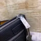 【GUCCI 公式 旗艦店】クッチ  クラッチバッグ 当日出荷 好評に付き再入荷！28*18.3CM