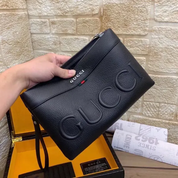 【GUCCI 公式 旗艦店】クッチ  クラッチバッグ 当日出荷 好評に付き再入荷！28*18.3CM