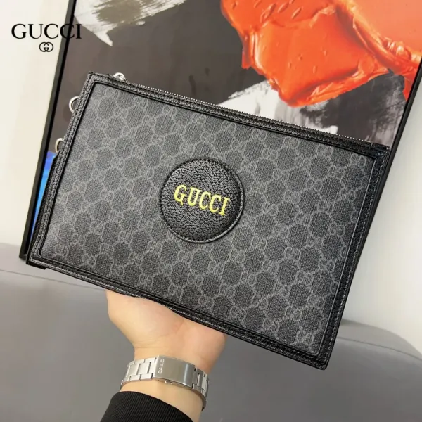 【GUCCI 公式 旗艦店】クッチ  クラッチバッグ 当日出荷 好評に付き再入荷！29*20CM