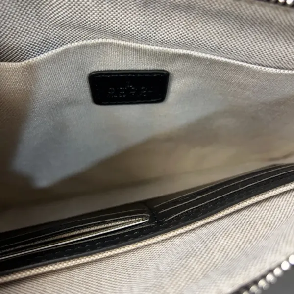 【GUCCI 公式 旗艦店】クッチ  クラッチバッグ 当日出荷 好評に付き再入荷！29*20CM