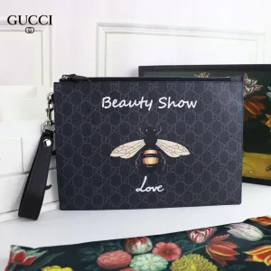 【GUCCI 公式 旗艦店】クッチ  クラッチバッグ 当日出荷 好評に付き再入荷！30.5*21*1.5CM