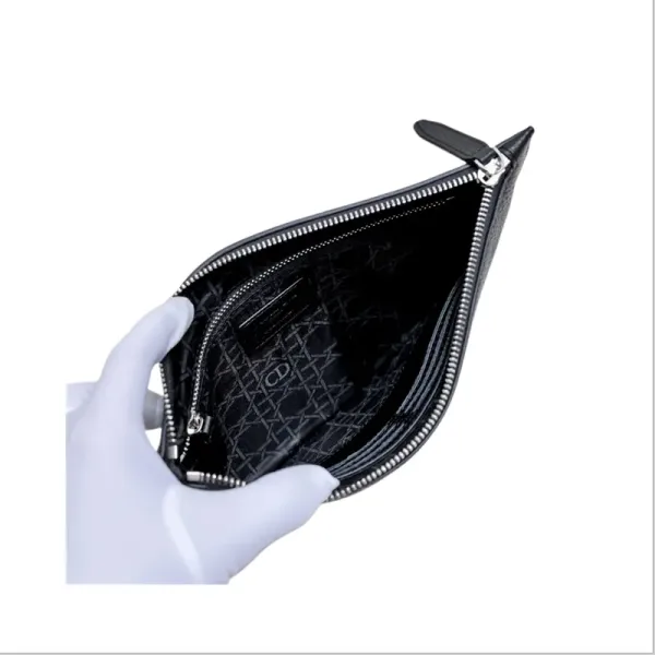 【DIOR  公式 旗艦店】ディオール   クラッチバッグ   当日出荷 好評に付き再入荷！  黒 28*18*1CM