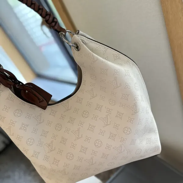 【LOUIS VUITTON 公式旗艦店】ルイヴィトン  ハンドバッグ 当日出荷 好評に付き再入荷！34CM  1240722