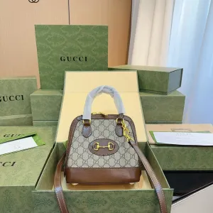 【GUCCI 公式旗艦店】グッチ 斜めがけバッグ 当日出荷 好評に付き再入荷！20*8*20CM