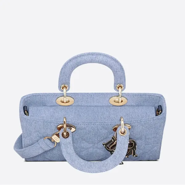 【DIOR】雑誌掲載！泉 里香さん愛用！夏感あふれる新作バッグが登場！
