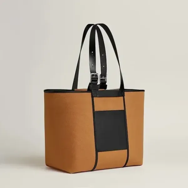 【カジュアルで使いやすい♪】HERMES  エルメス　バッグ H082768CKAD   240919