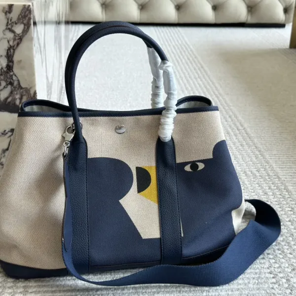 【Hermès 公式旗艦店】エルメス ハンドバッグ 当日出荷 好評に付き再入荷！36*25CM  240724