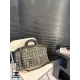 【CHANEL 公式旗艦店】シャネル 斜めがけバッグ 当日出荷 好評に付き再入荷！45*28CM  240723