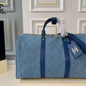 【CHANEL 公式旗艦店】シャネル 斜めがけバッグ 当日出荷 好評に付き再入荷！44*25CM  240723