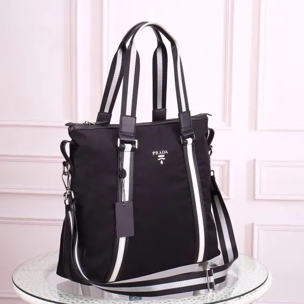 【PRADA 公式旗艦店】プラダ  ブリーフケース  当日出荷 好評に付き再入荷！40*34*12CM