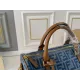 【FENDI  公式旗艦店】フェンディ  ハンドバッグ  当日出荷 好評に付き再入荷！30*20CM  240720