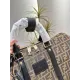 【FENDI  公式旗艦店】フェンディ  旅行かばん  当日出荷 好評に付き再入荷！45*27CM  240720