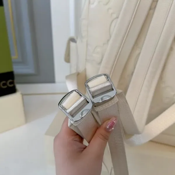 【GUCCI 公式旗艦店】グッチ リュックサック 当日出荷 好評に付き再入荷！33*40CM  240724