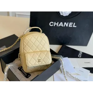 【CHANEL 公式旗艦店】シャネル リュックサック 当日出荷 好評に付き再入荷！13*19CM  240723