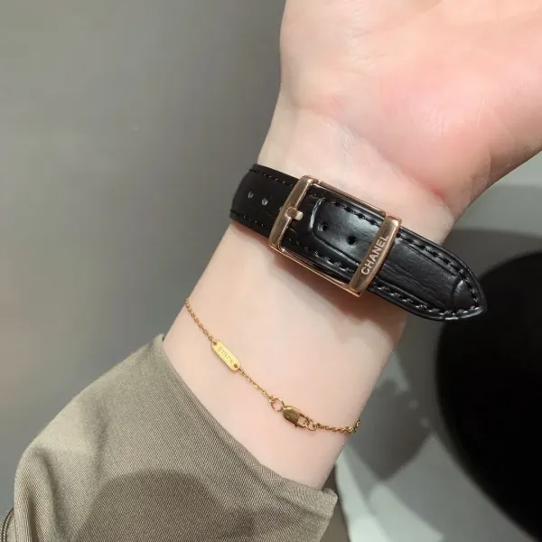 CHANEL( シャネル )  腕時計34*9MM