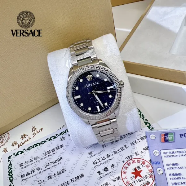VERSACE  ( ヴェルサーチ)  腕時計 34MM