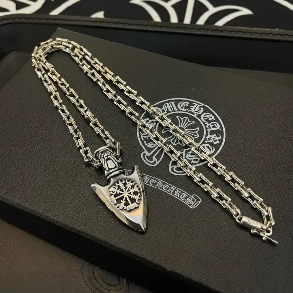 【CHROME HEARTS】ネックレス、新しいネックレス万能シンプルファッションオーナメント 240727