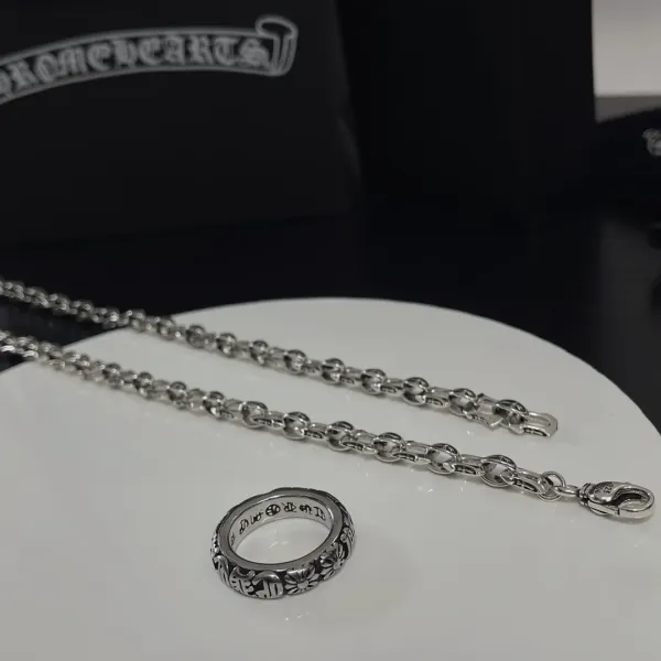 【CHROME HEARTS】ネックレス、新しいネックレス万能シンプルファッションオーナメント 240727