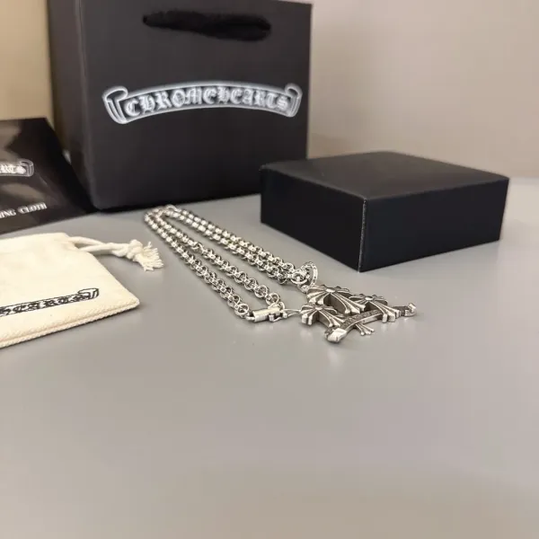 【CHROME HEARTS】ネックレス、新しいネックレス万能シンプルファッションオーナメント 240727