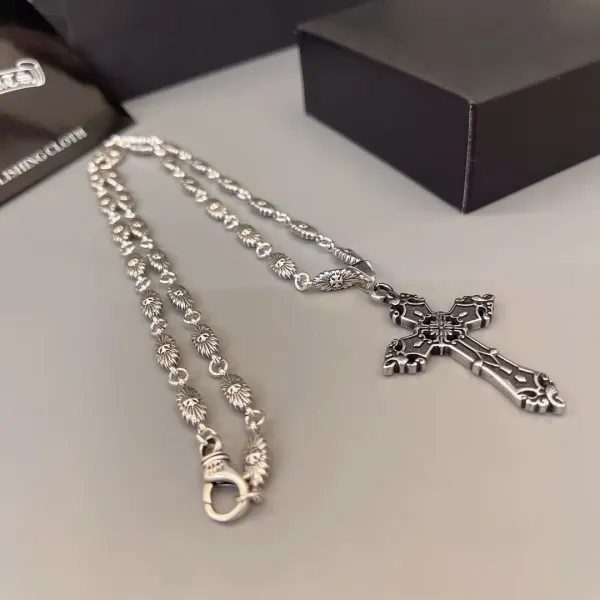 【CHROME HEARTS】クロムハーツ、新しいネックレス万能シンプルファッションオーナメント 2471