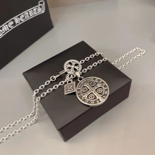 【CHROME HEARTS】クロムハーツ、新しいネックレス万能シンプルファッションオーナメント 2471