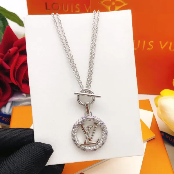 LV【LOUIS VUITTON】ネックレス、新しいネックレス万能シンプルファッションオーナメント 250301