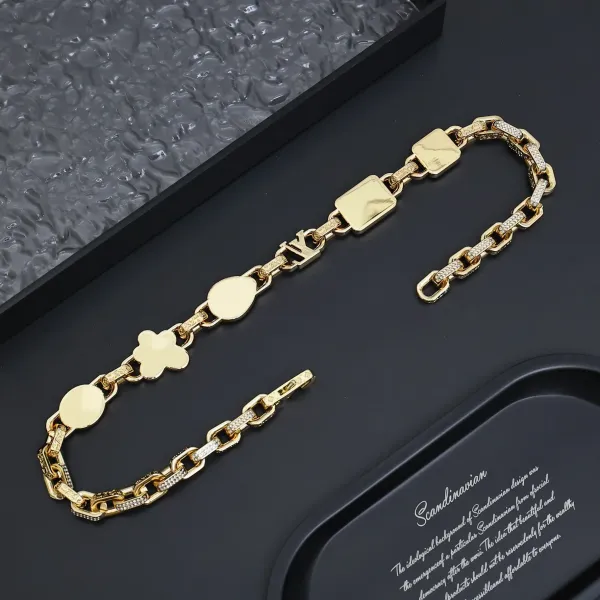 【LOUIS VUITTON】ネックレス、新しいネックレス万能シンプルファッションオーナメント 240728