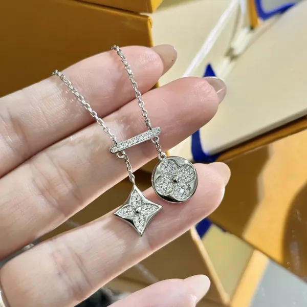 【LOUIS VUITTON】ネックレス、新しいネックレス万能シンプルファッションオーナメント  2472