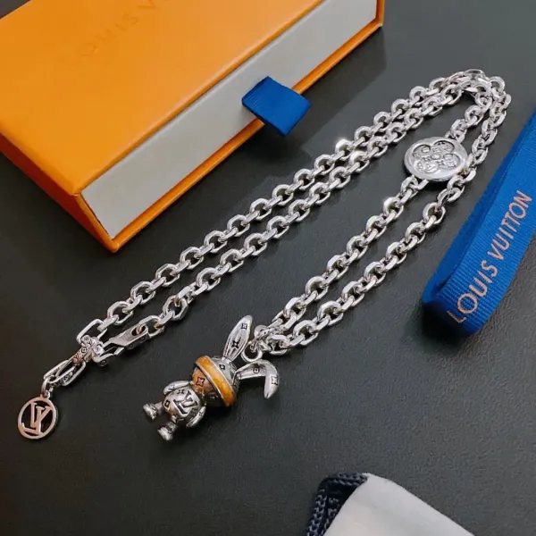 【LOUIS VUITTON】ネックレス、新しいネックレス万能シンプルファッションオーナメント  2472