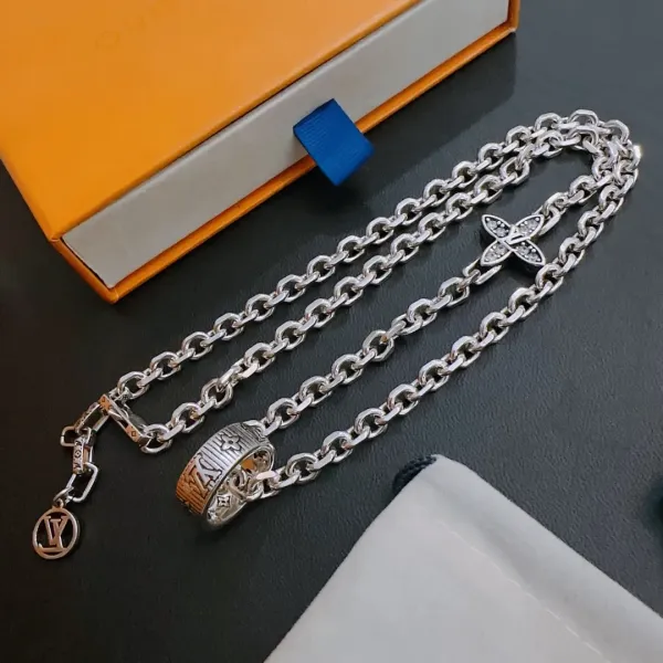 【LOUIS VUITTON】ネックレス、新しいネックレス万能シンプルファッションオーナメント