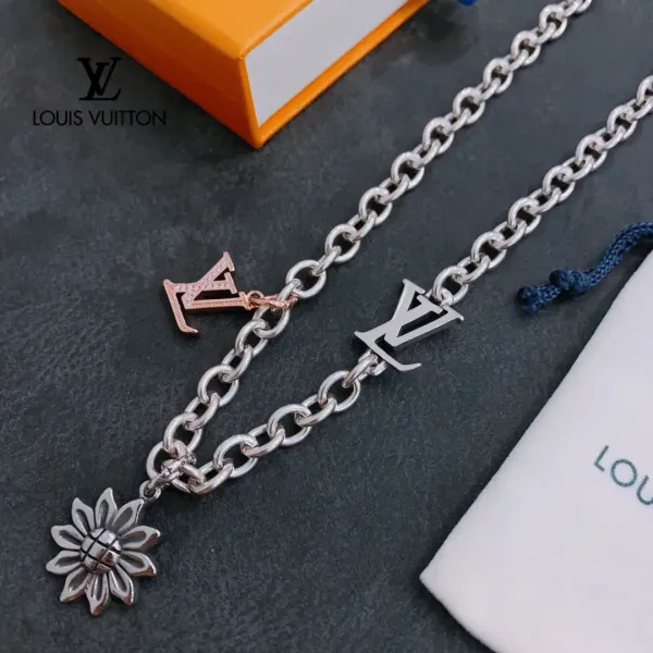 【LOUIS VUITTON 】ネックレス、新しいネックレス万能シンプルファッションオーナメント